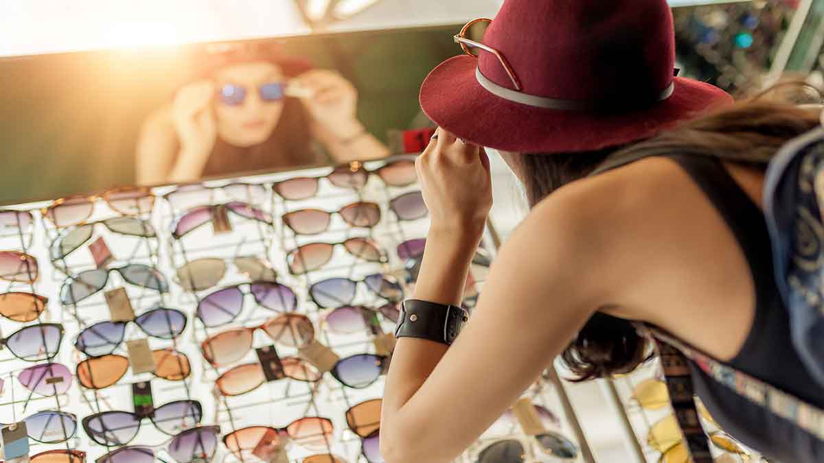 choosingsunglasses_small